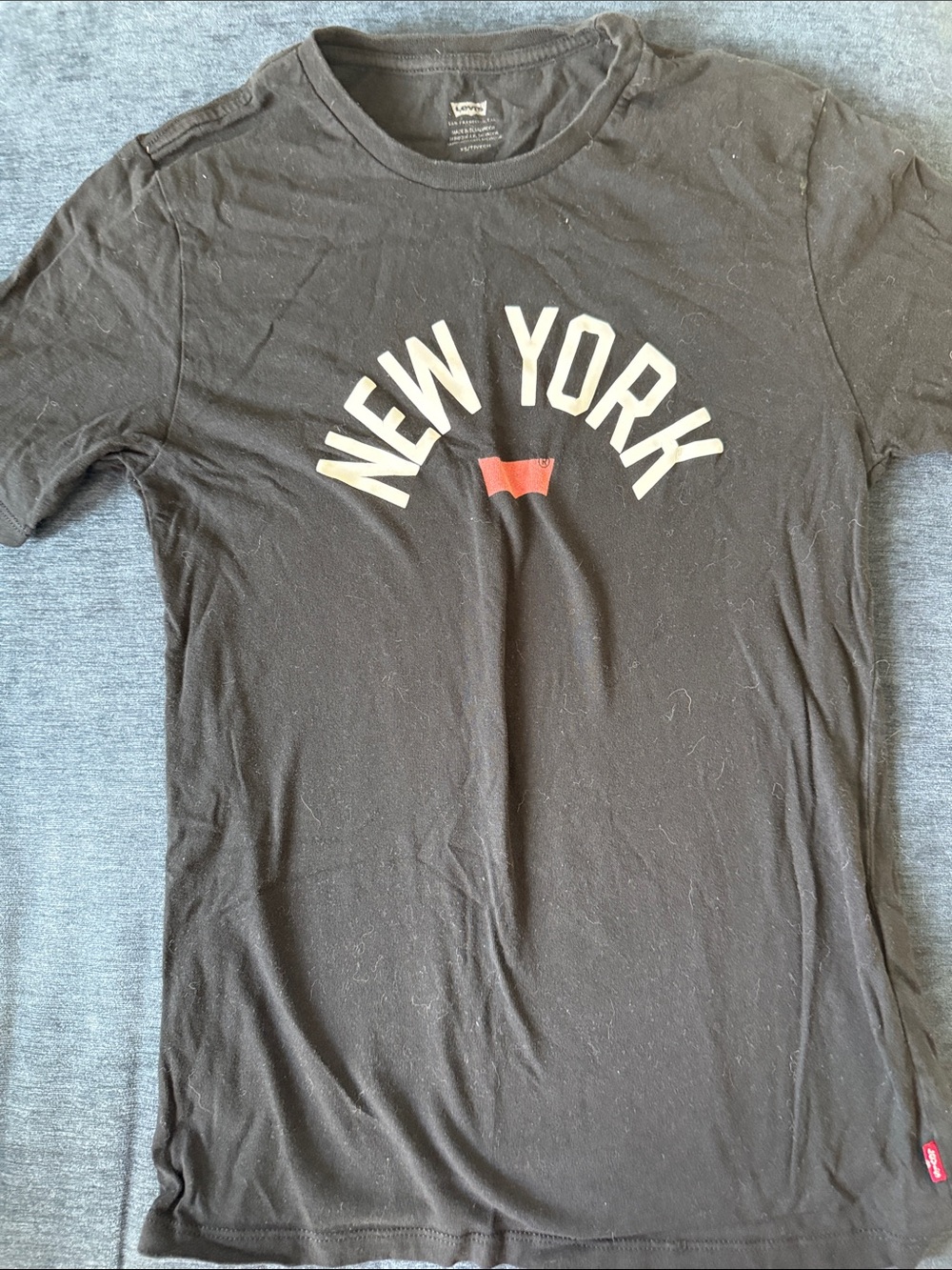 Levi's Black 'New York' Graphic Tee with Red Accent